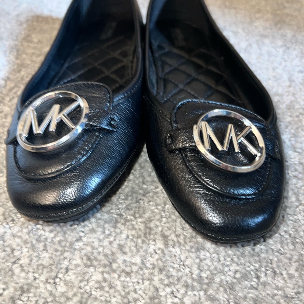 Barely worn black flats! Michael Kors